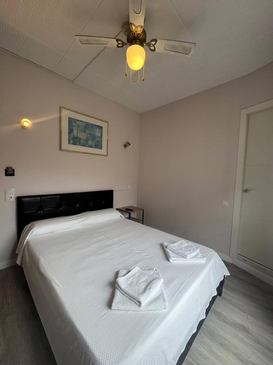 Hotel Colibri Calella Exteriér fotografie