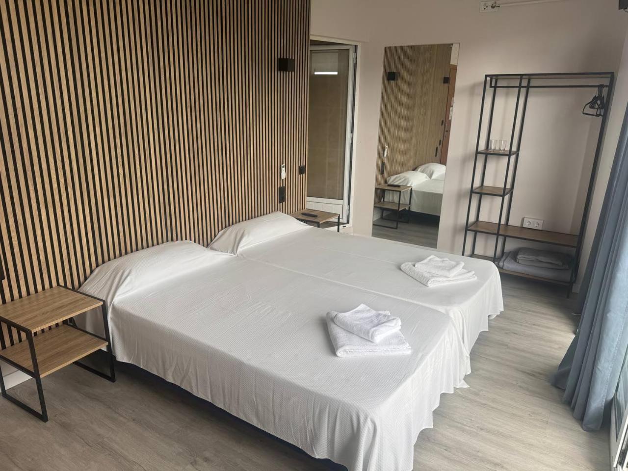Hotel Colibri Calella Pokoj fotografie